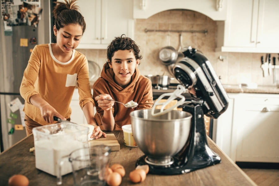 21 Beautiful Baking Gifts For Tweens (2024 Gift Guide) Tween Parent